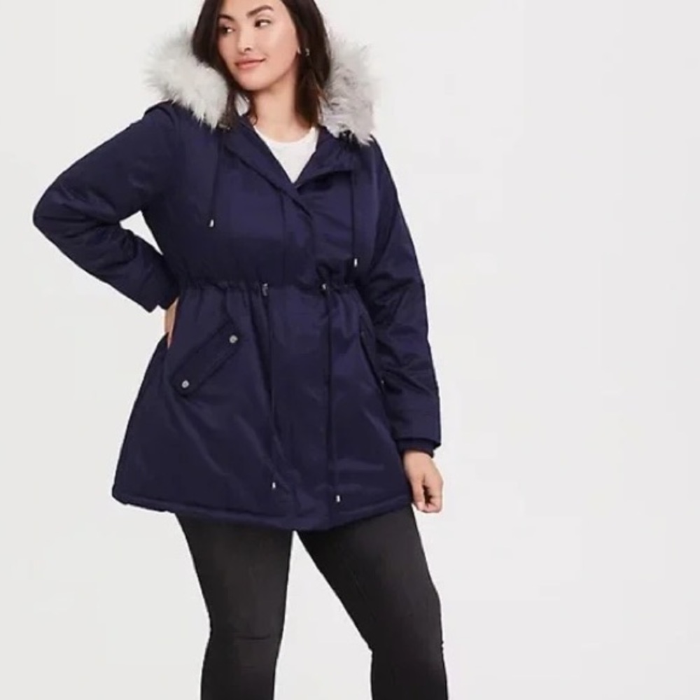 Torrid Navy Fur Trim Cold Weather Parka Coat size 3